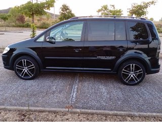 Volkswagen Touran Cross 2.0Tdi