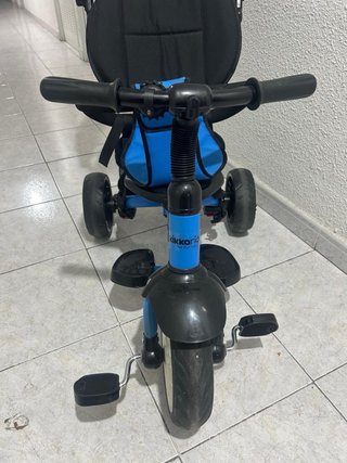 Triciclo Xammy para aprender a pedalear
