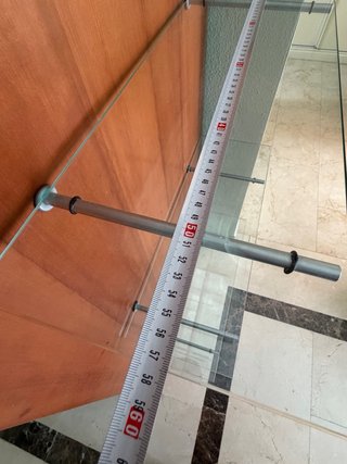 Estantería de Madera y Cristal