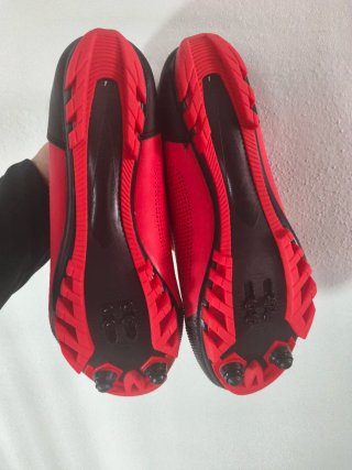 Zapatos de ciclismo BlazeRun rojos