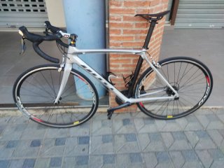 Bicicleta de carretera carbono