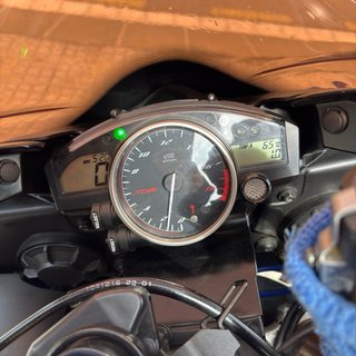 Yamaha R6 R6R del 2008.