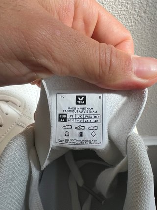 Zapatillas Veja Blancas y Negras Talla 44