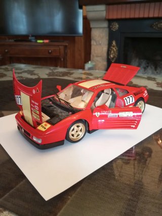 1:18 FERRARI 348 TB