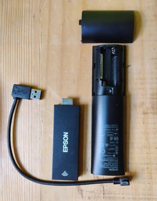 Epson Smart TV Stick Android Netflix YouTube HDMI