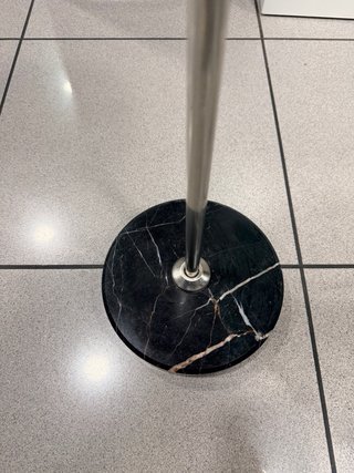 Soporte para secador y cepillos peluquería