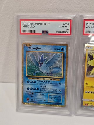 Articuno + Zapdos - 2023 Pokemon JP 009 012 PSA 10