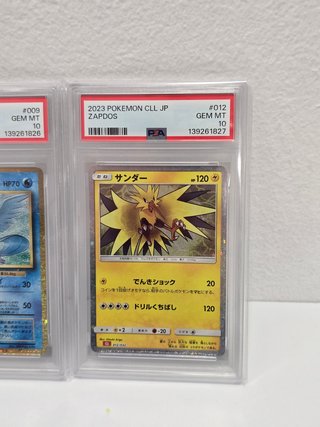Articuno + Zapdos - 2023 Pokemon JP 009 012 PSA 10