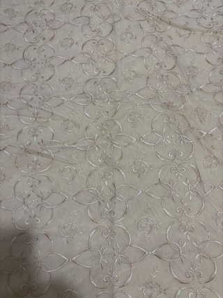 Coperta vintage beige con ricami