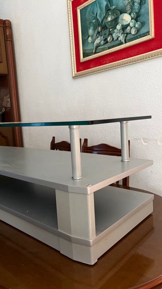 Mesa TV cristal y metal