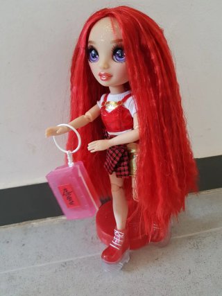Muñeca Rainbow con mascota