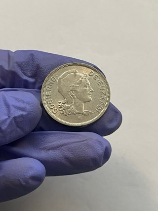 Moneda original de 2 pesetas de 1937 Euskadi