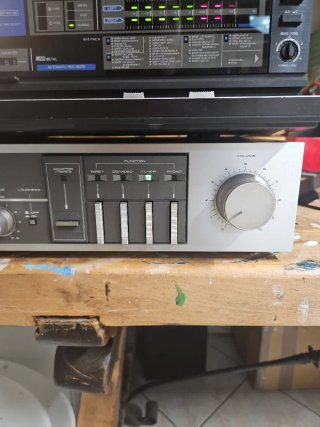 Amplificatore Pioneer SA 550
