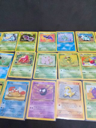 Lotede 39  Cartas Pokémon Vintage en ingles