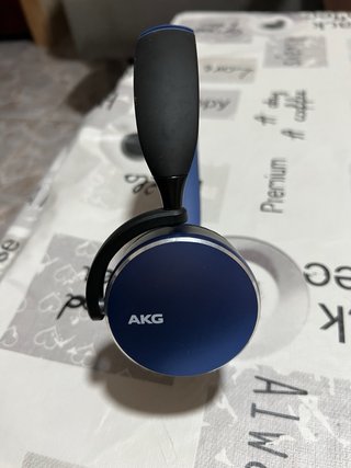 Auriculares AKG Y500 Negro/Azul
