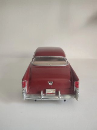 Maisto Chrysler 300 B Coche a Escala
