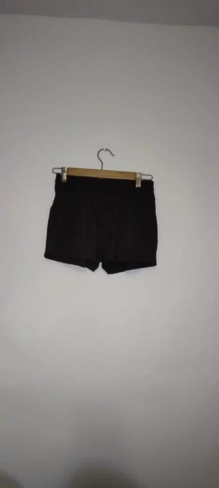 Pantalón corto negro talla L