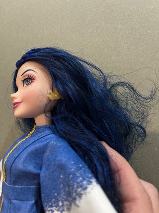 Muñeca Descendientes Evie