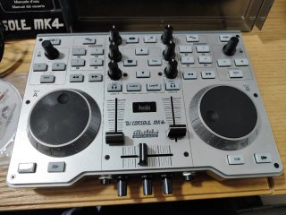 Hercules DJ Console Mk4 - DJ Controller