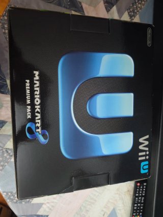 Caja Wii U Mario Kart 8 Premium Pack