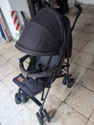 Cochecito de bebé negro