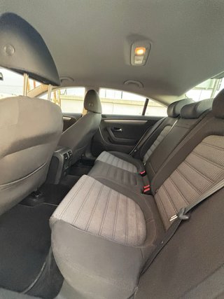 Volkswagen Passat 2011
