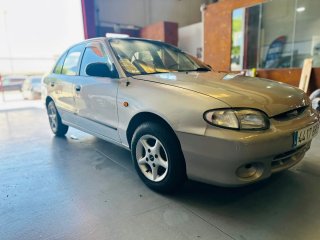 Hyundai Accent 2000