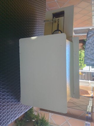 Caja Fuerte Vintage Beige y Plateada.