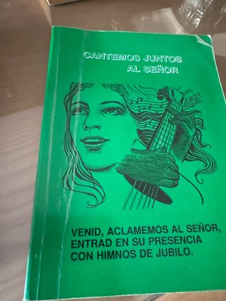 Libro cantemos juntos al señor