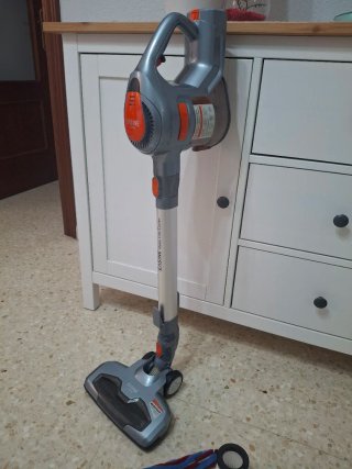 Aspirador de batería Easync con cepillo