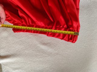 Falda roja vuelo niña disfraz