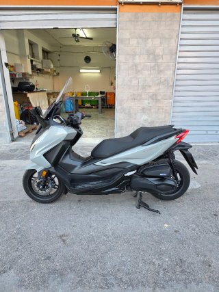 Honda Forza 350 2025