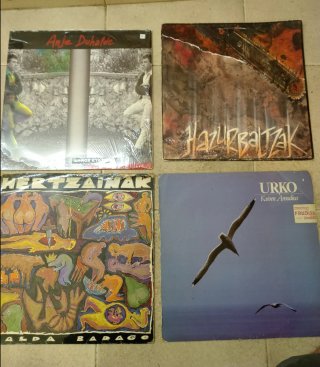 Discos vinilo en euskera / grupos vascos
