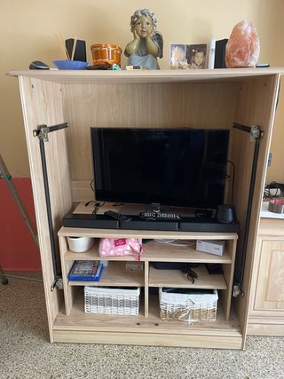 Mueble de salón madera y cristal