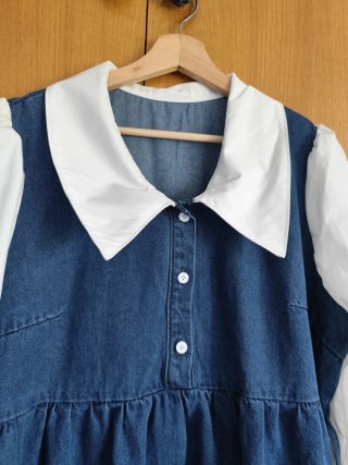 Vestido vaquero premamá blanco y azul