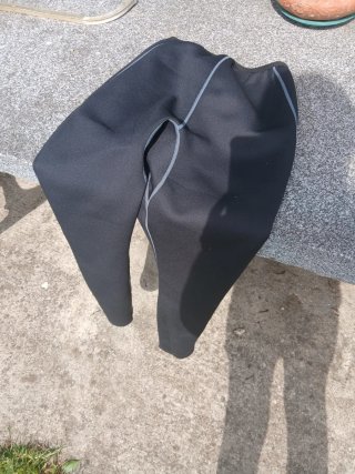 Pantalón neopreno Talla XL