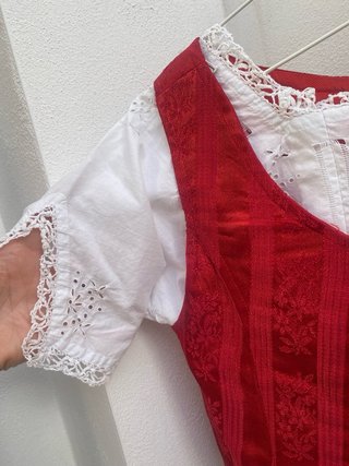 Traje de Huertana para Niña Rojo