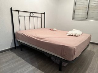 Conjunto Cama: Cabecero, Somier y Colchón 135 cm