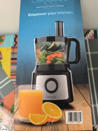 Procesador de alimentos negro