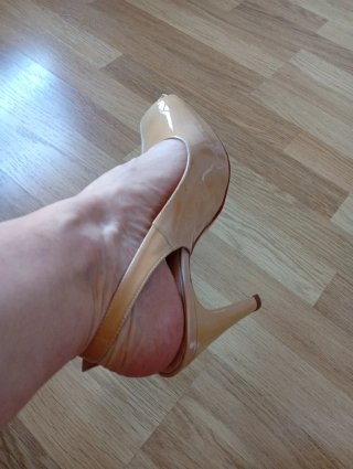 Sandalias Unisa Beige Tacon Peep Toe
