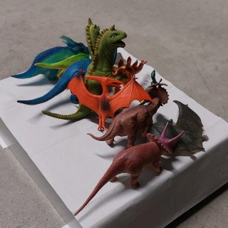 11 Dinosauri Giocattolo Assortiti