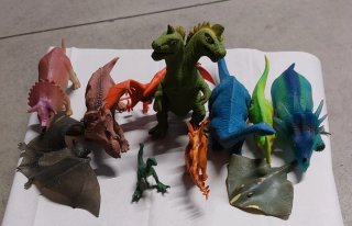 11 Dinosauri Giocattolo Assortiti