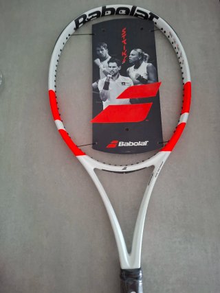 Raqueta Babolat Pure Strike 18/20 305gr