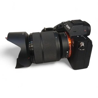 CAMARA DE FOTOS SONY ALPHA 7 III + OBJETIVO FE 3.5-5.6/28-70 OSS  + CAJA