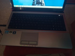 Asus K53SJ i5 4GB 320HDD