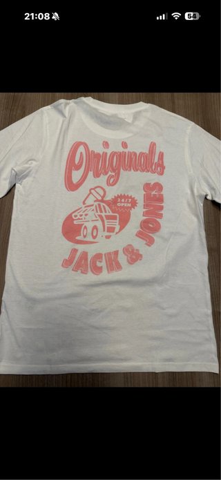 Lote de 6 camisetas y 2 bermudas tejanas