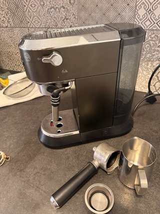Cafetera DeLonghi Negra