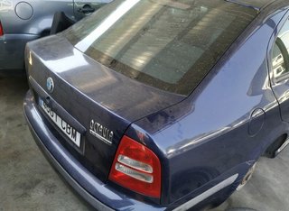 Skoda 02j301107c caja octavia berlina (1u2) 254271