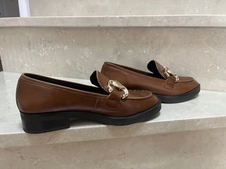 Mocasines Marrones Strover Talla 38