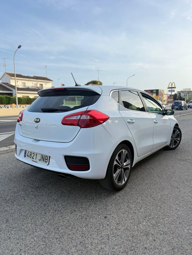 KIA Ceed 2016🟢
